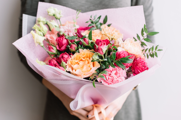 Flowers For Her Anniversary's Gift Ideas
