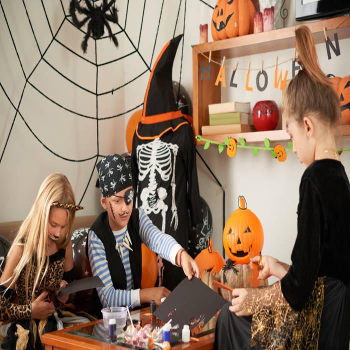 DIY Halloween Costume Ideas for Groups
