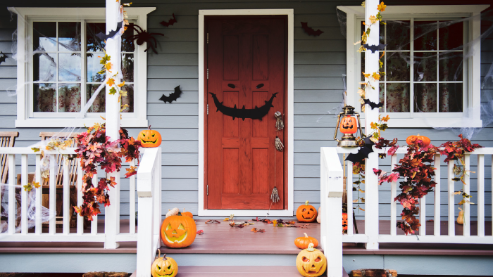 Festive Halloween Decoration Ways That Aren't Overly Scary