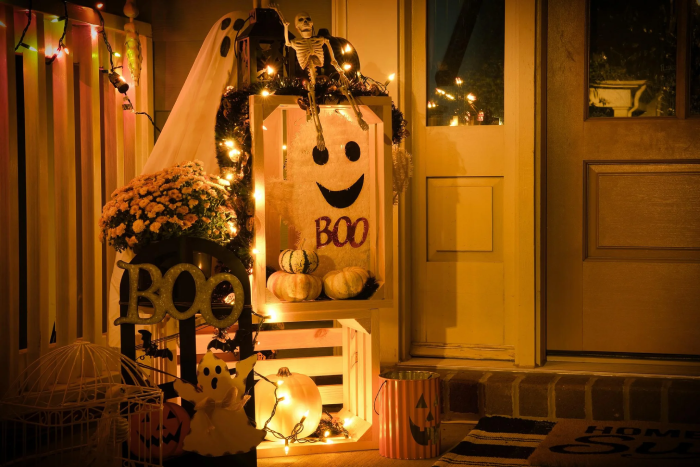 Make Halloween Decoration Ideas For Your House Come True
